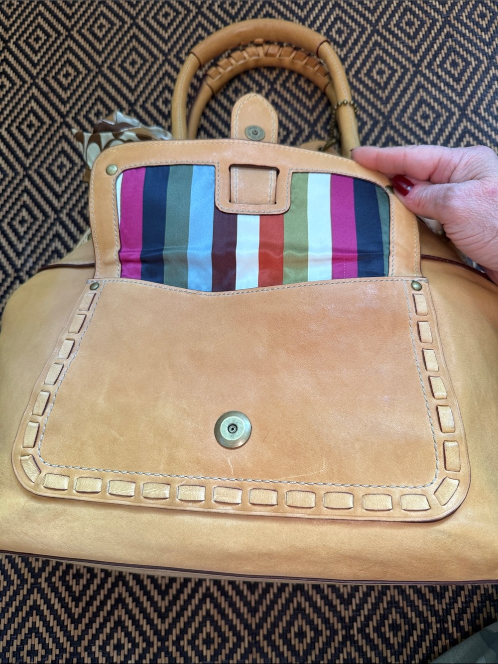 Vintage Y2K Coach 11977 Thompson Vachetta studded whipstitch bag - Picture 9 of 16